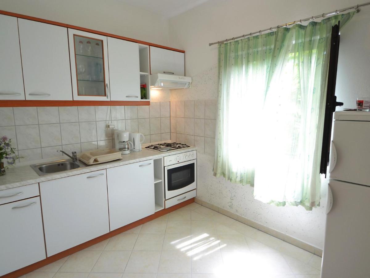 Apartment Luce By Interhome Vir Exterior photo